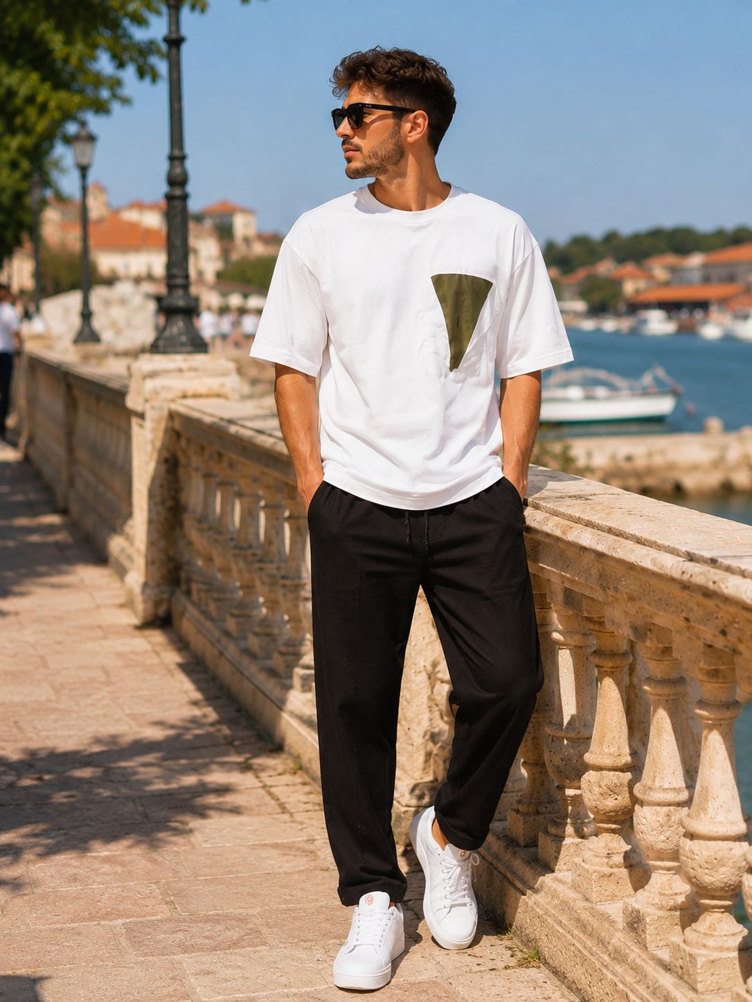 Tricou